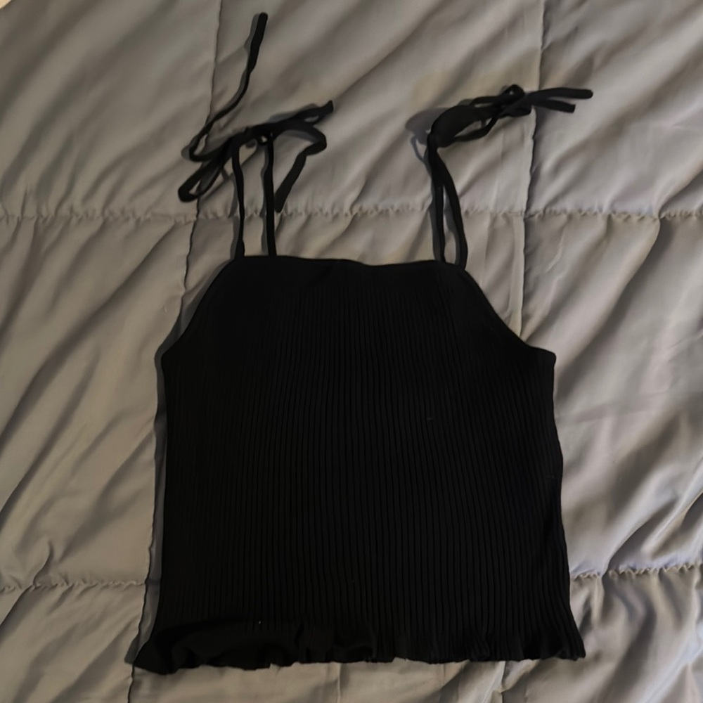 Elegant Black Pleated Women's Top